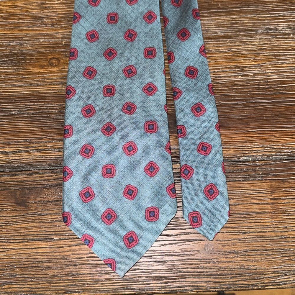 Oscar de la Renta Blue/Red silk Tie